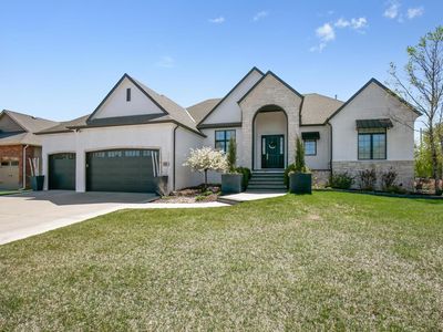 1445 N Ridgehurst Ct