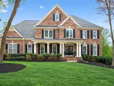 516 Brookeshyre Ct