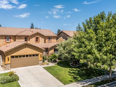 Property at 12704 Shallow Water Ct, Bakersfield, CA