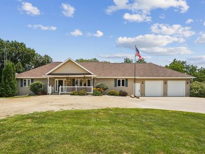 33463 Hilton Rd