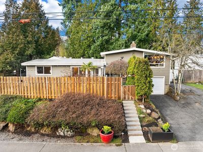 16042 Lake Hills Boulevard