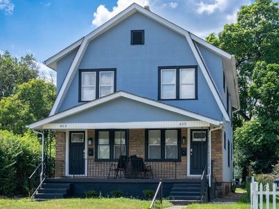 453-455 Eldridge Ave