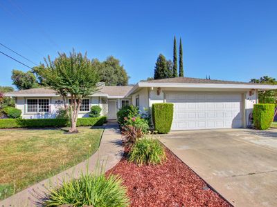 4402 White Oak Ct