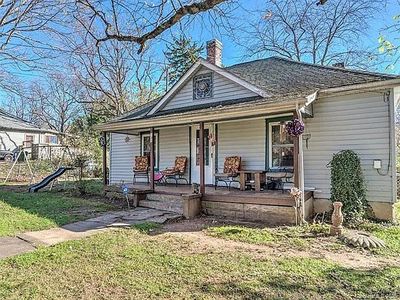 Property at 142 Hanover St, Asheville, NC