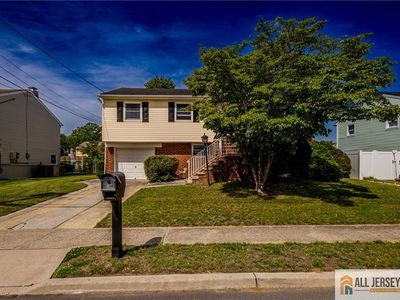 43 Shirley Blvd