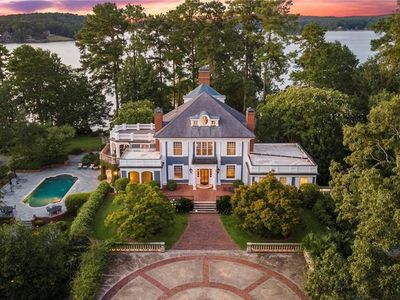 2695 Lee Road 344