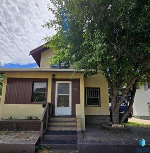 307 W Bailey St