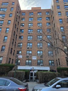 2835 Webb #7J