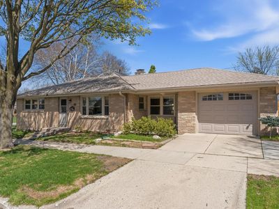 2626 North 80th STREET
