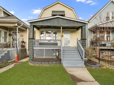 6508 S Claremont Ave