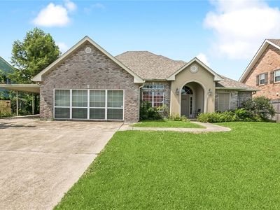 9000 Chretien Point Pl