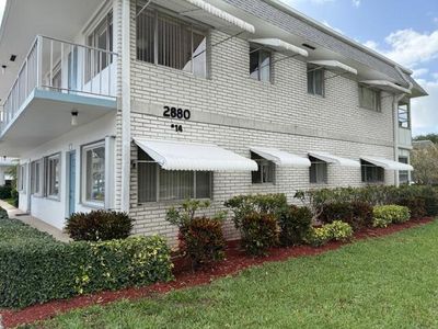 2880 Lake Osborne Drive #101