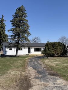 5614 Marlette Rd