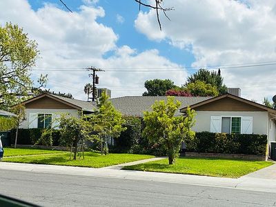 2242 Cormorant Way