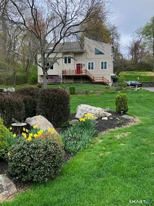 22 Flintlock Drive