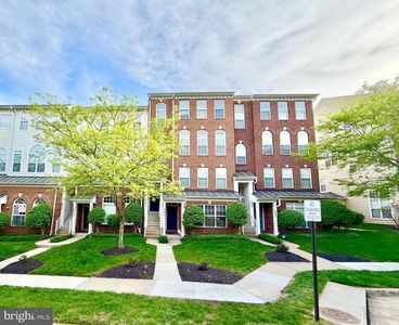 Property at 5021 Anchorstone Dr #5021, Woodbridge, VA
