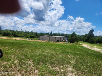 1529 Azo Ln