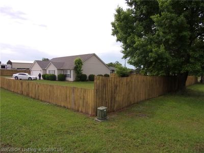 2929 Hatties Ln