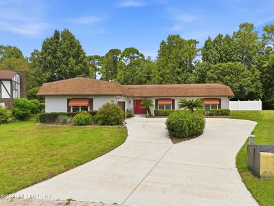 6151 GRAYLING Drive