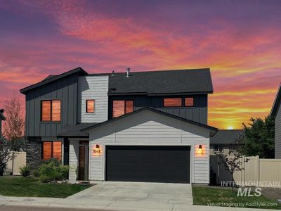 1093 N Bowknot Lake Pl