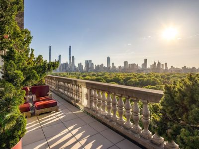 988 5th Ave #Penthouse