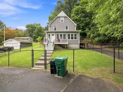 96 Granby Rd