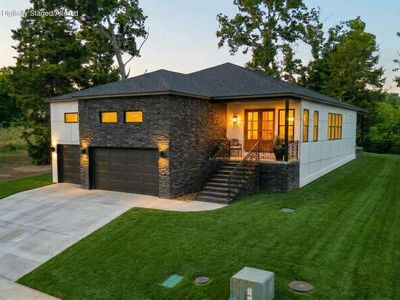 3817 East Cypress Point