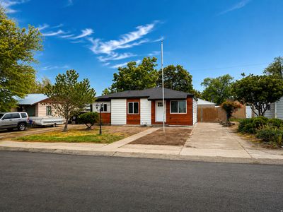 4301 W 5740 S