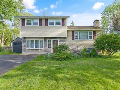6268 Lakeshore Rd