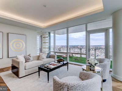 300 International Dr Unit 2208