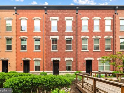 1434 S Lawrence Ter