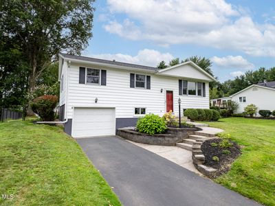 Property at 32 Comely Lane, Latham, NY