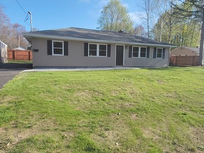14 Deer Pond Dr