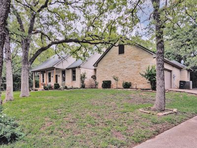 215 Private Road 2394