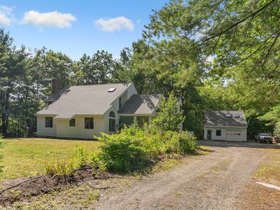 30 Moose Rocks Road