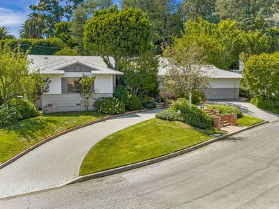 676 Elkins Rd