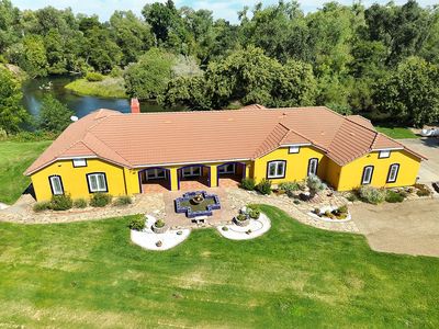 19711 E Mehrten Rd