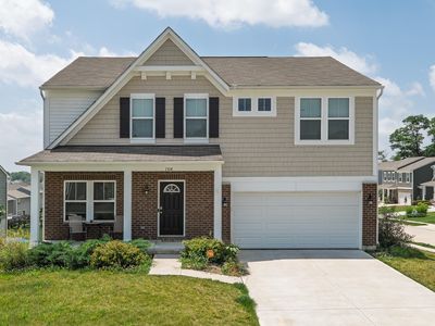 1308 Meadowcrest Cir