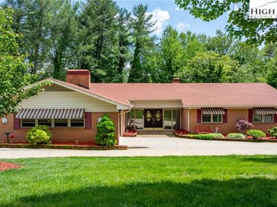 114 Eastwood Park Drive