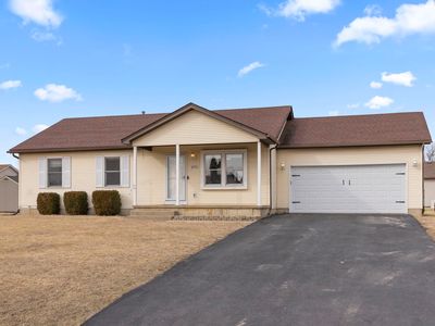 Property at 3771 Creekside Dr, Sheridan, IL