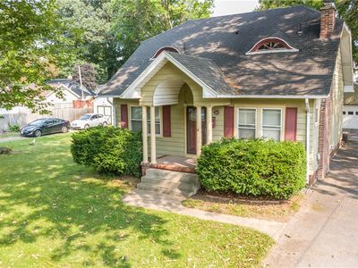 24 Hager Rd