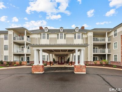 25 Cassandra Boulevard #111