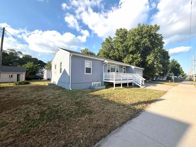 300 W Pasewalk Ave