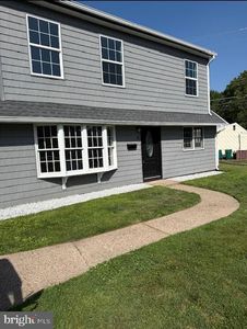 8 Parkside Cir