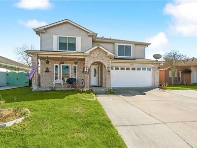 2228 S Village Green St