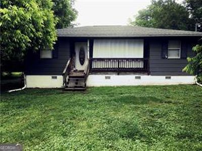 415 Magnolia St