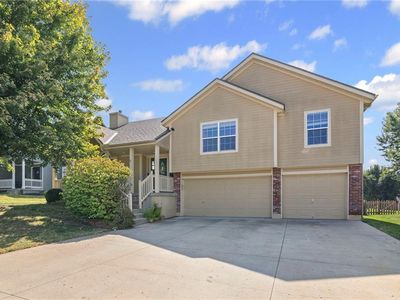 1310 NW Sycamore Dr