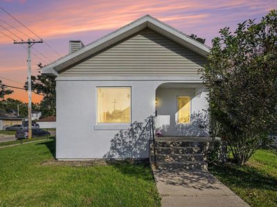 1011 Pearl St