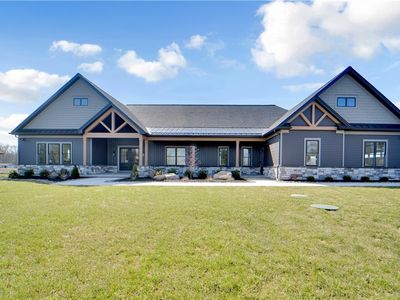 284 Whittier Rd