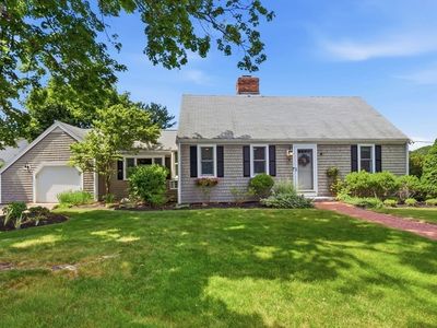 4 Everett Dr